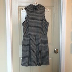 NWOT Mossimo turtleneck black and white dress.